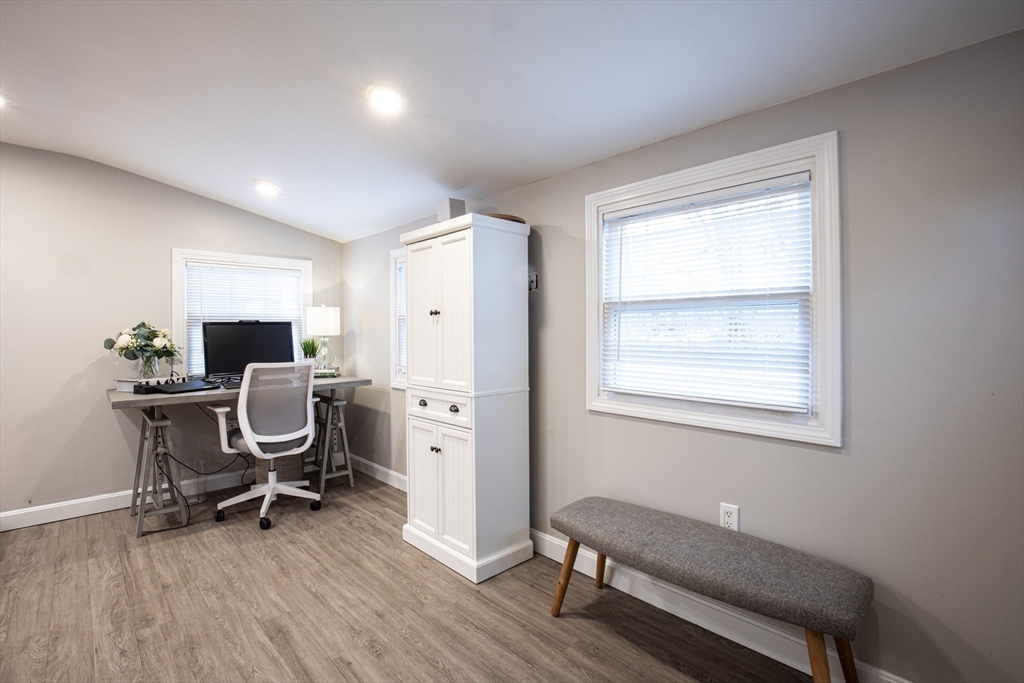 29 Amelian Road Randolph, MA 02368 - Photo 11 of 30 Gallery Image 11