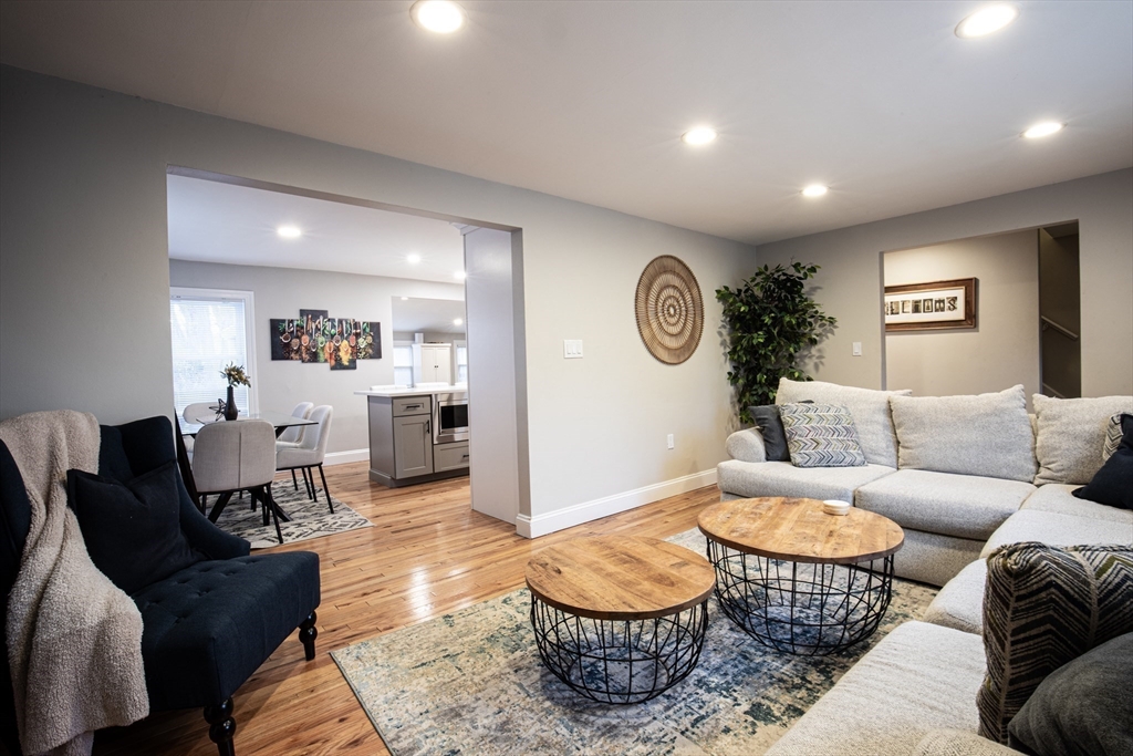 29 Amelian Road Randolph, MA 02368 - Photo 5 of 30 Gallery Image 5