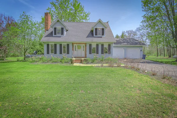 $425,000 | 7120 15 1/2 Mile Road, Marshall, MI 49068