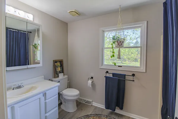 $425,000 | 7120 15 1/2 Mile Road, Marshall, MI 49068