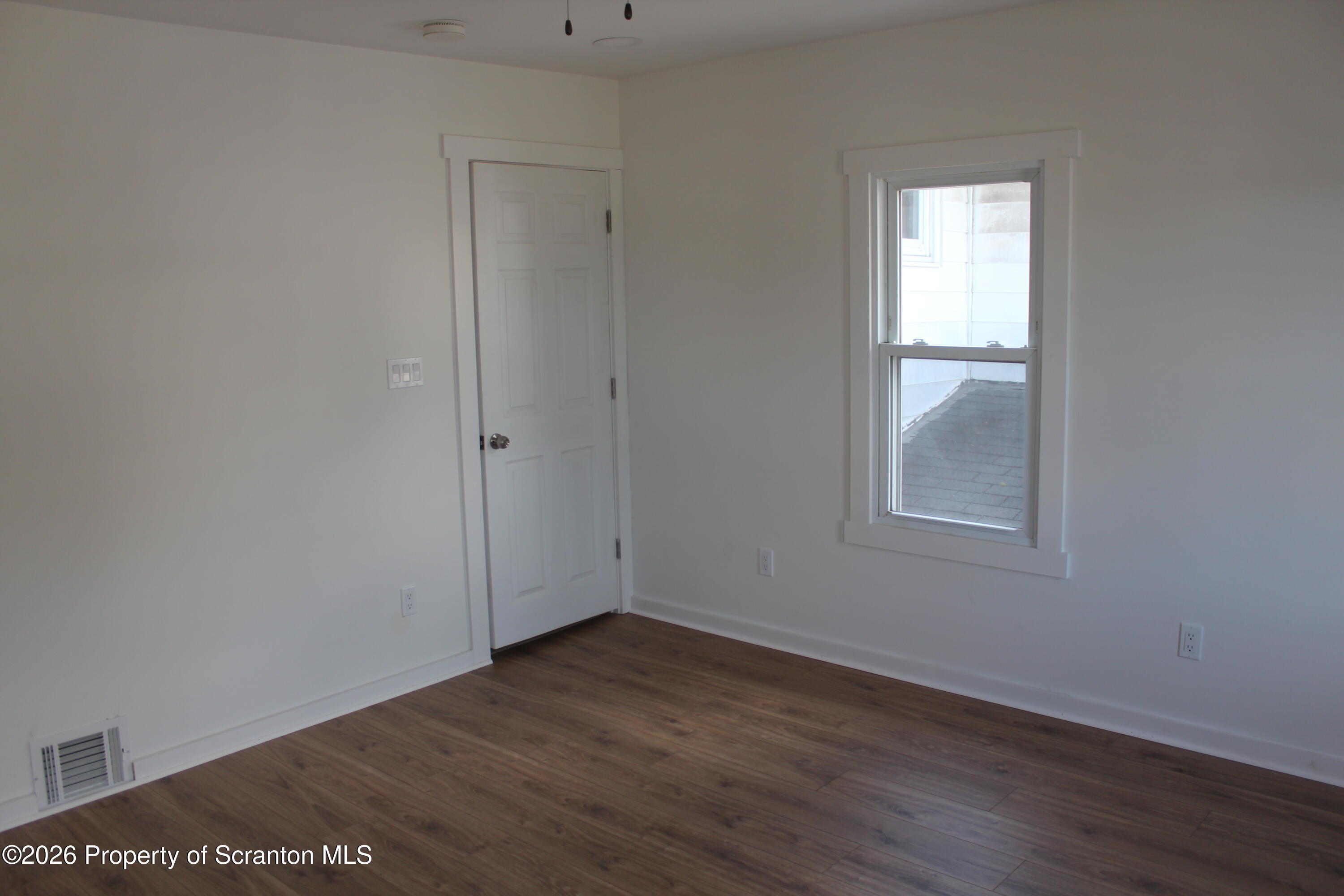 215 Ferdinand Street, Unit 2 Scranton, PA 18508 - Photo 14 of 17 Living Room