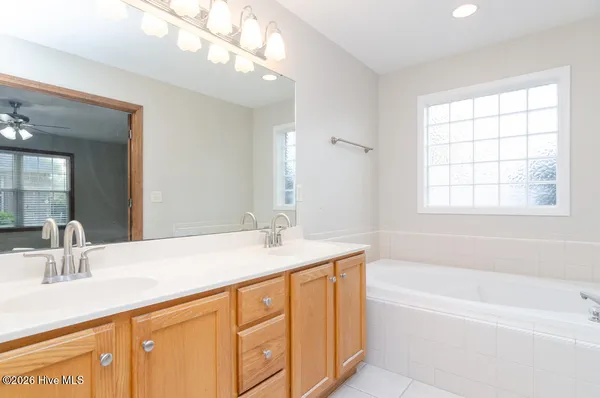 $2,995 | 500 5th Avenue North, Kure Beach, NC 28449