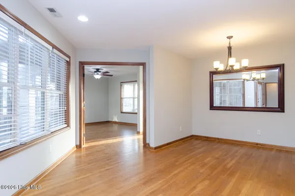 $2,995 | 500 5th Avenue North, Kure Beach, NC 28449