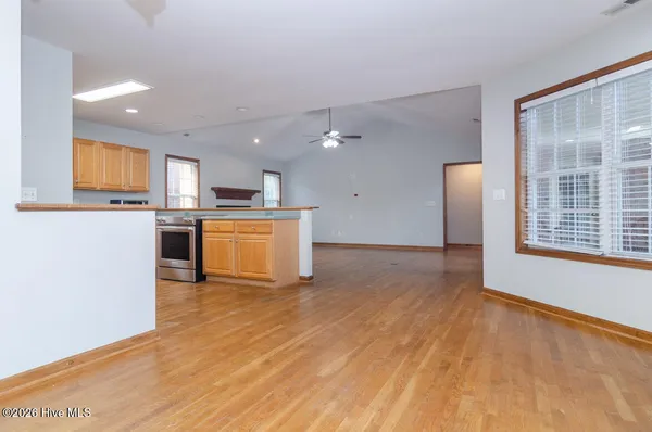 $2,995 | 500 5th Avenue North, Kure Beach, NC 28449