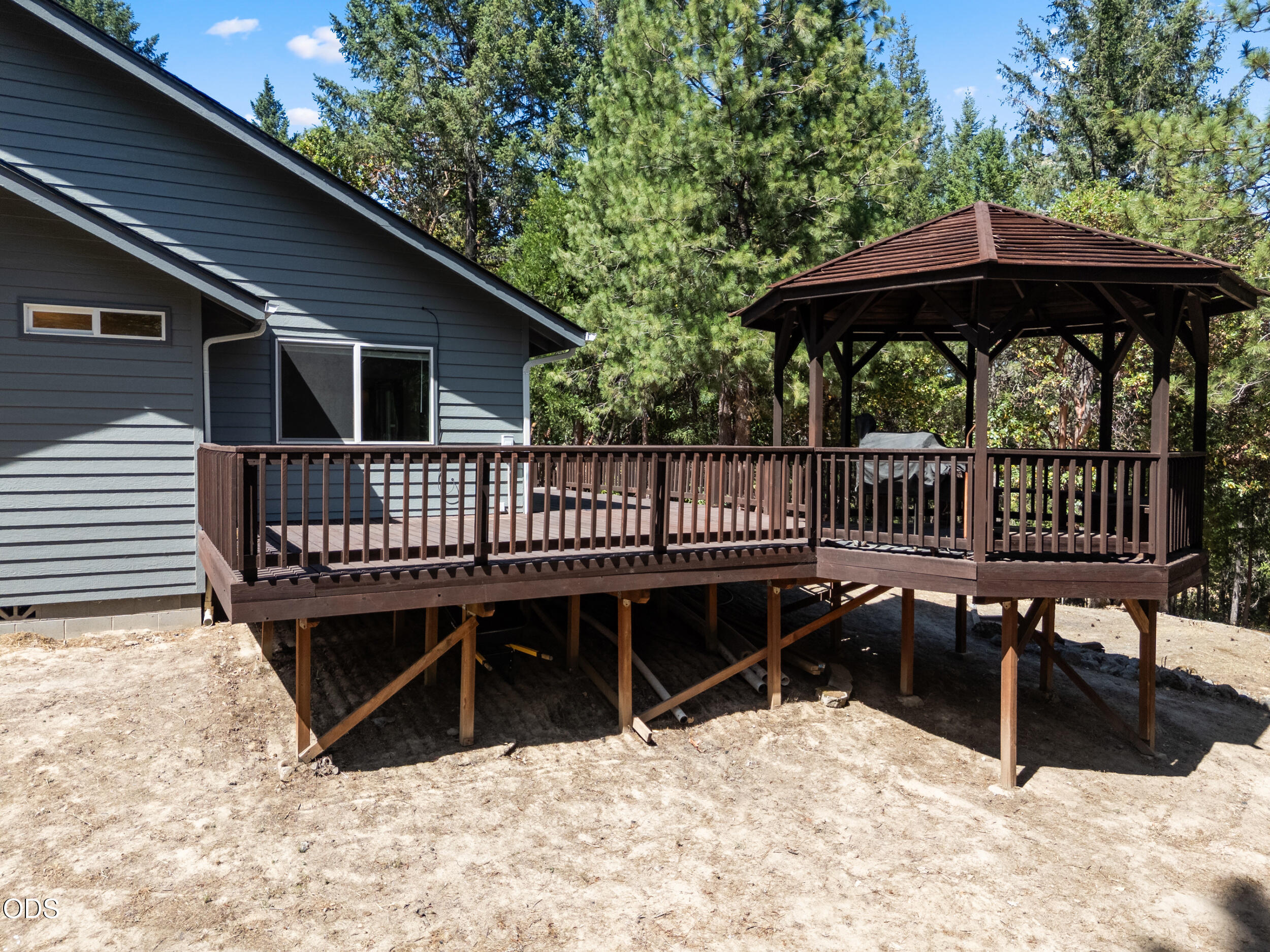 1281 North Pinnon Road Grants Pass, OR 97526 - Photo 39 of 55