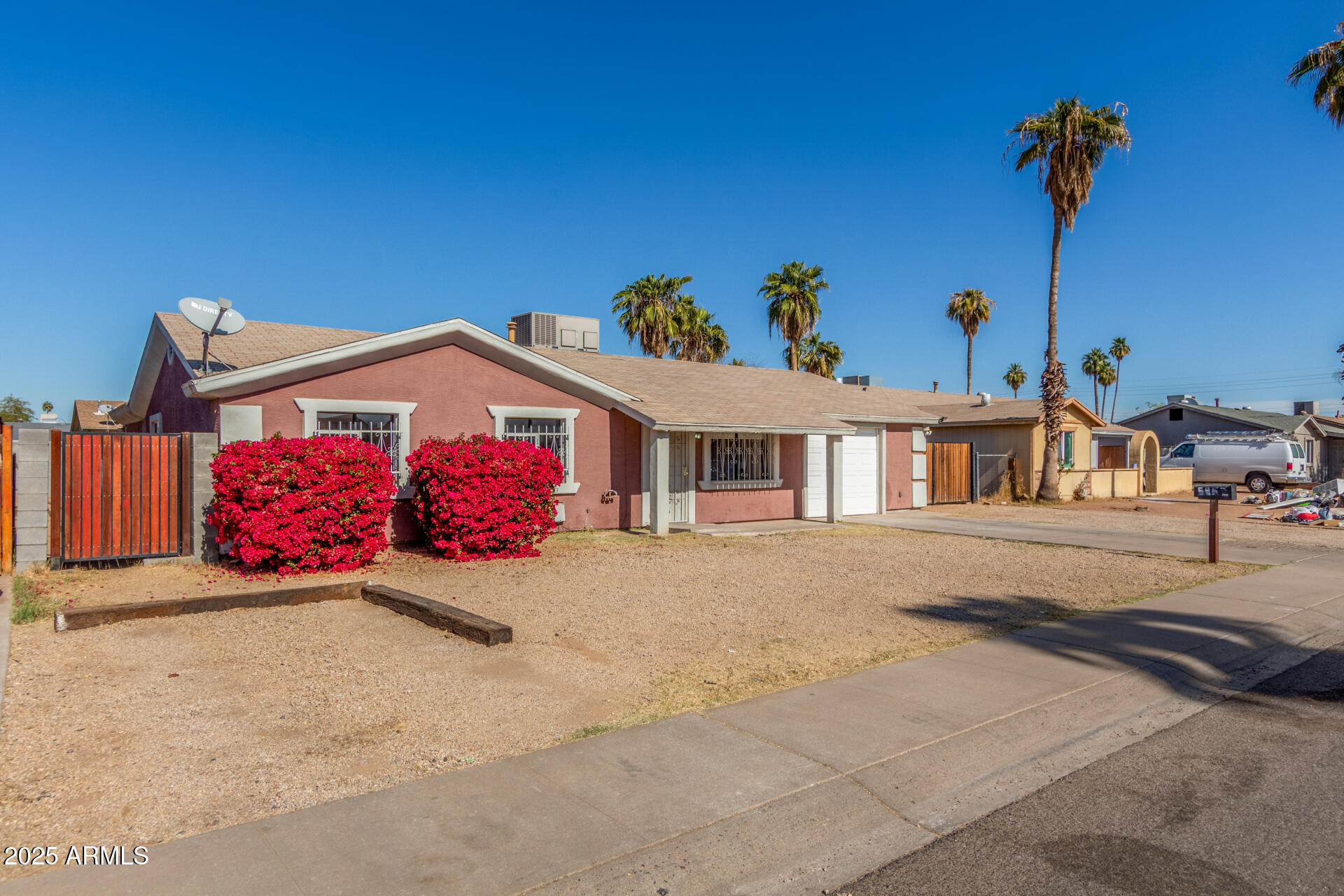 5952 West Coronado Road Phoenix, AZ 85035 - Photo 5 of 40 05 Coronado