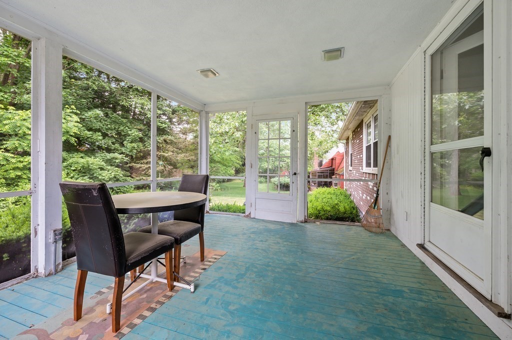 38 Colonial Road Needham, MA 02492 - Photo 23 of 29