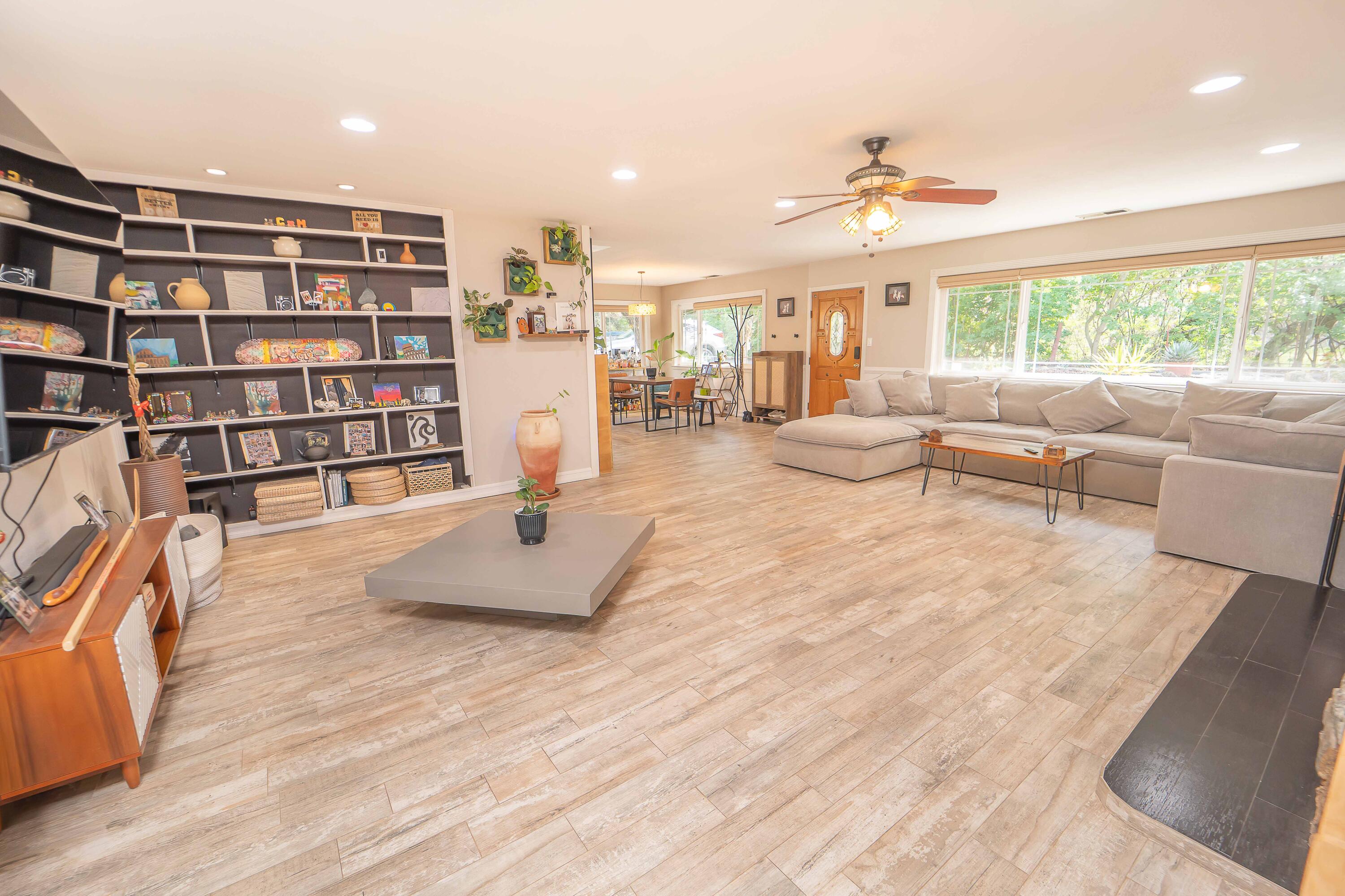 43043 South Fork Drive Three Rivers, CA 93271 - Photo 11 of 43 -