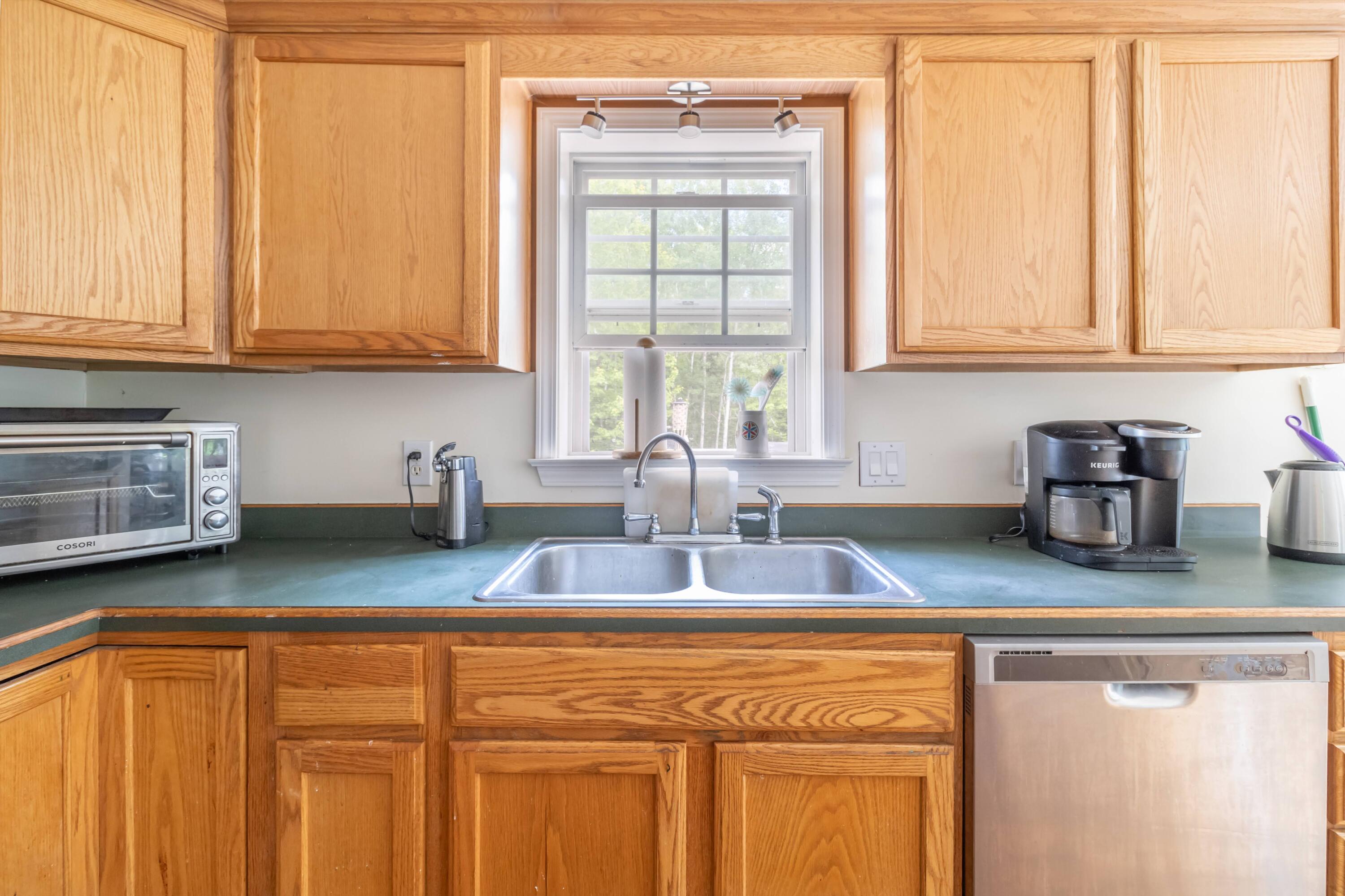 92 Nicolin Road Ellsworth, ME 04605 - Photo 48 of 53 92 Nicolin Road Interiors-30