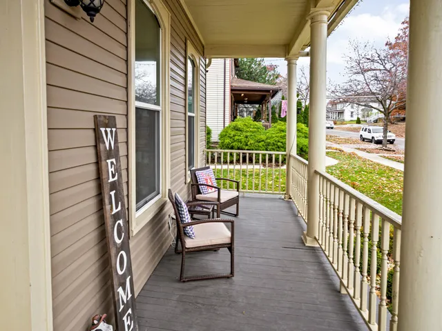 $379,900 | 506 Oneida Street, Joliet, IL 60435