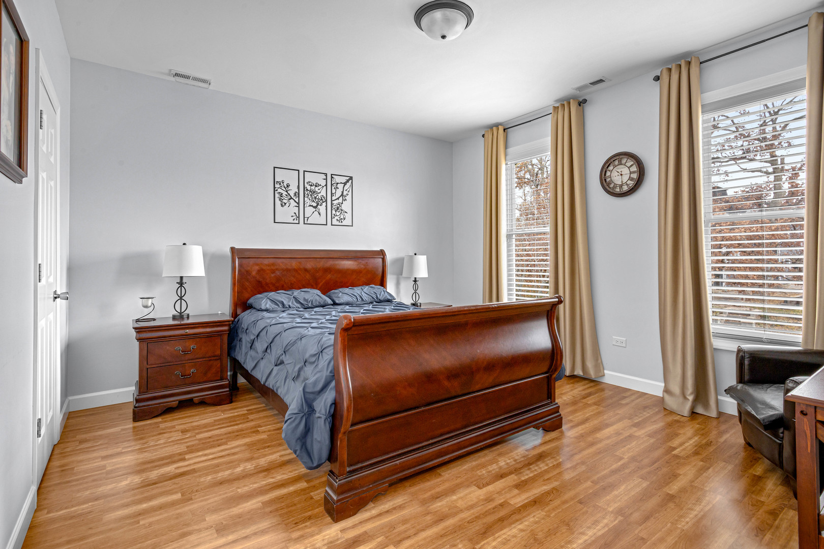 506 Oneida Street Joliet, IL 60435 - Photo 19 of 40 a bedroom with a bed and a window
