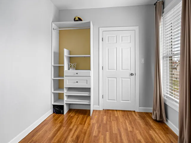 $379,900 | 506 Oneida Street, Joliet, IL 60435