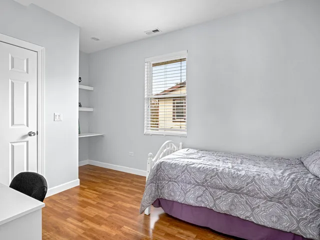 $379,900 | 506 Oneida Street, Joliet, IL 60435