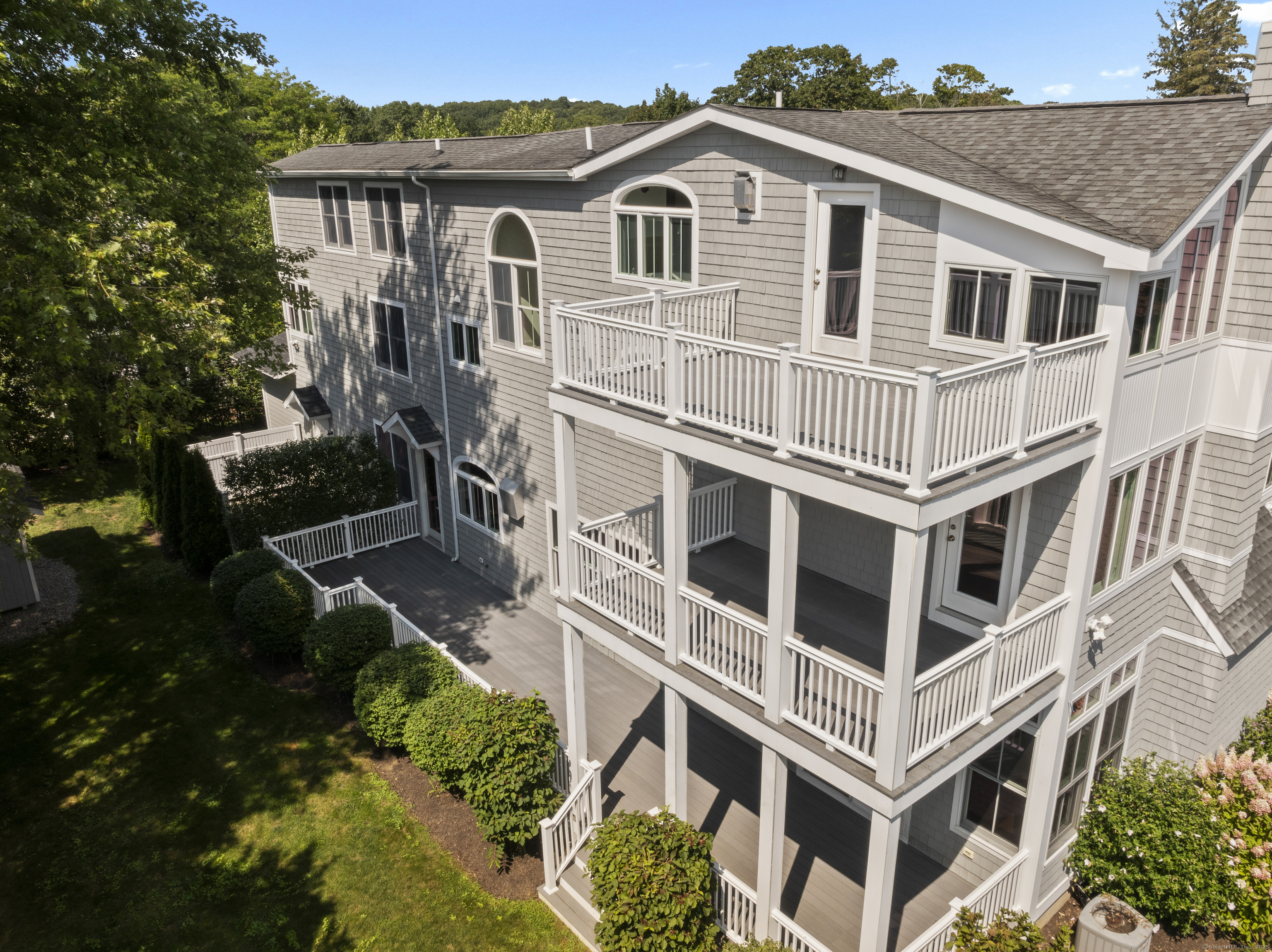 64 Webster Point Road Madison, CT 06443 - Photo 5 of 38 a view of a tall building