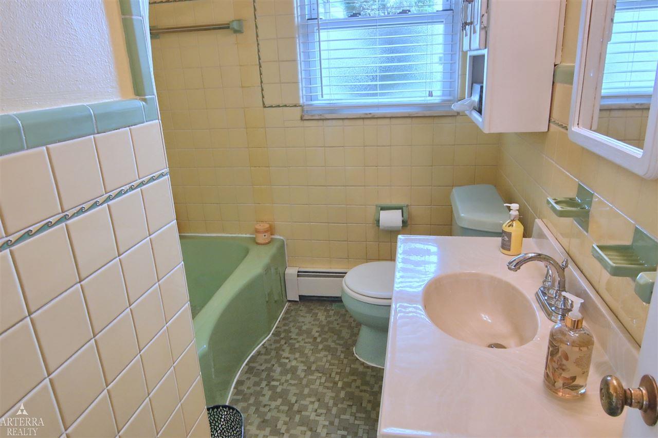 6395 Dyke Road Algonac, MI 48001 - Photo 25 of 26 bath room