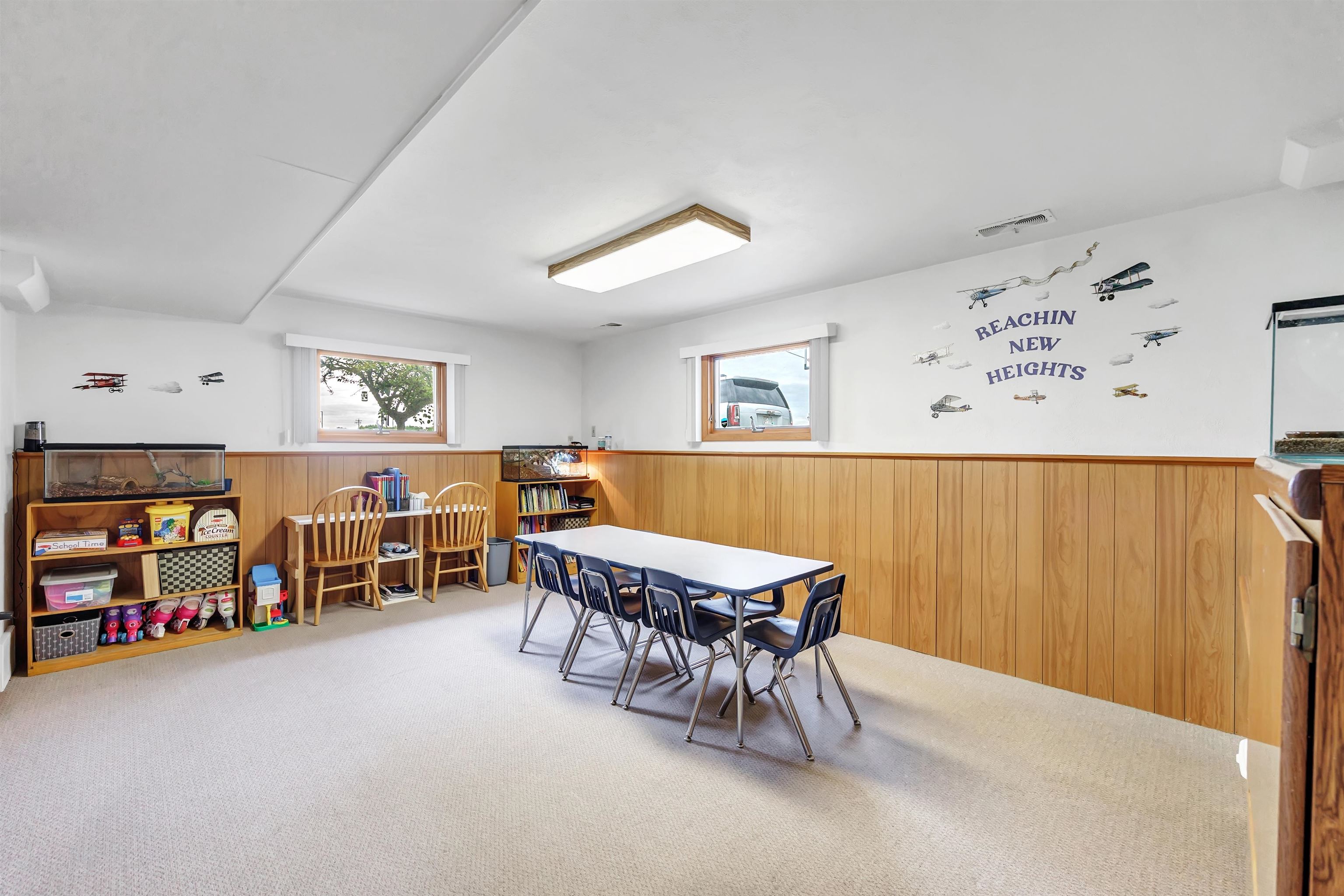 2400 South Ridge Road Green Bay, WI 54304 - Photo 19 of 52