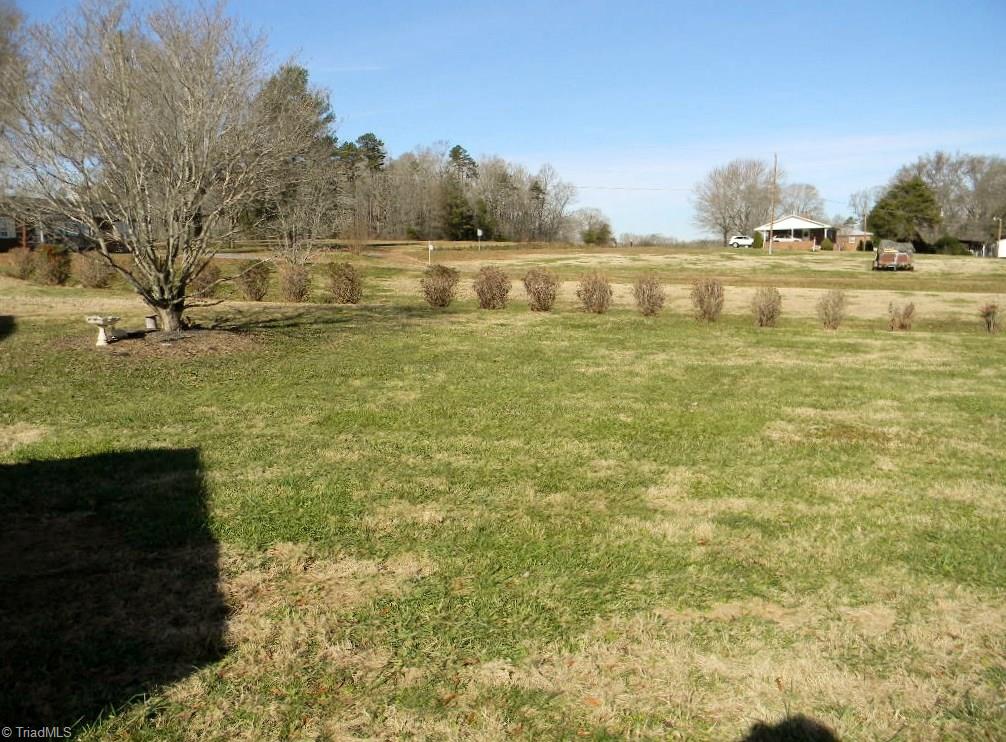 163 Case School Road Madison, NC 27025 - Photo 3 of 19 Gallery Image 3