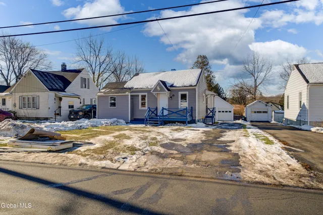 $149,900 | 92 Maple Avenue, Canajoharie, NY 13317