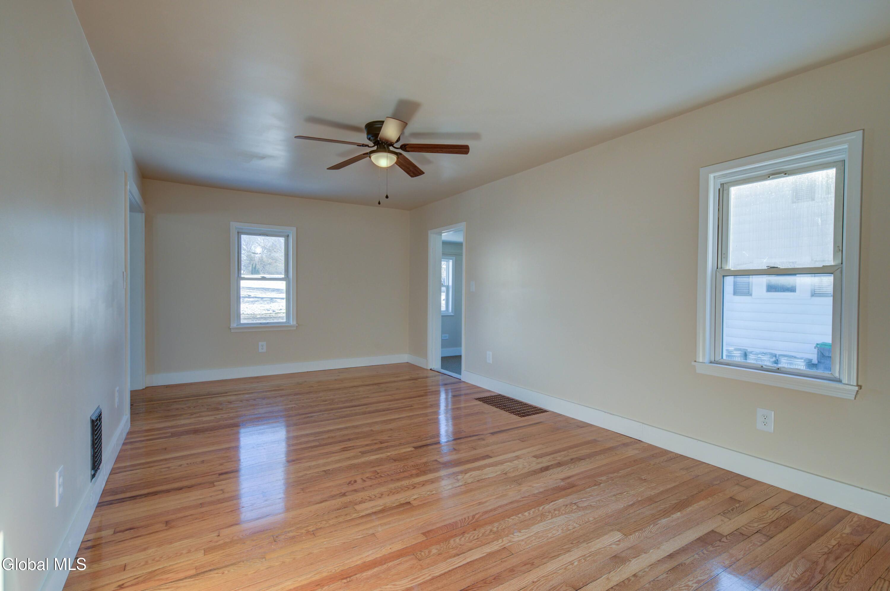92 Maple Avenue Canajoharie, NY 13317 - Photo 18 of 34 92 Maple-9