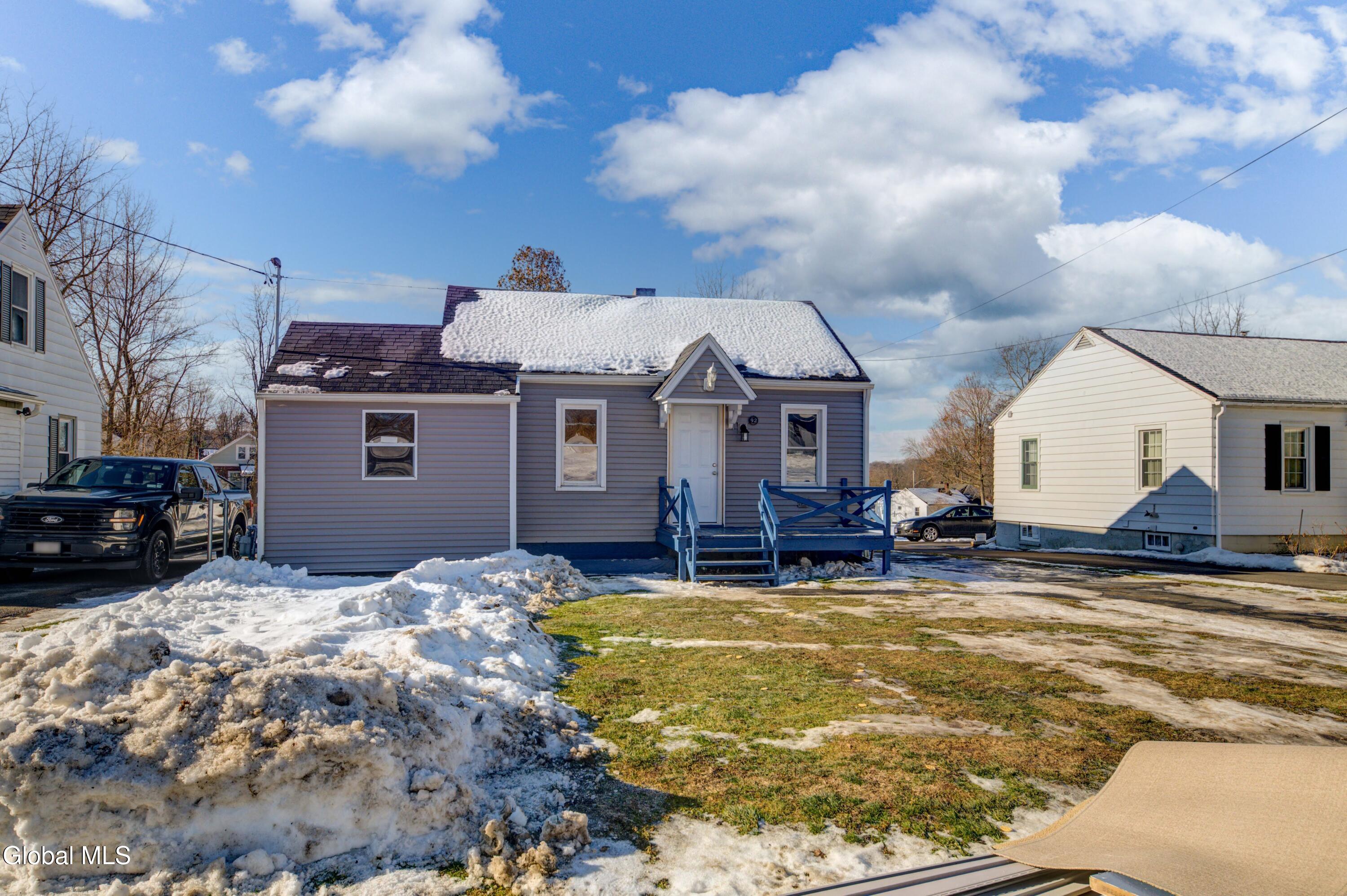 92 Maple Avenue Canajoharie, NY 13317 - Photo 2 of 34 92 Maple-22
