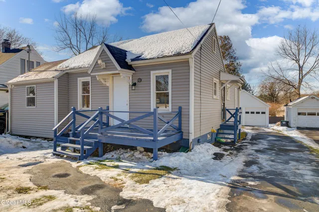 $149,900 | 92 Maple Avenue, Canajoharie, NY 13317