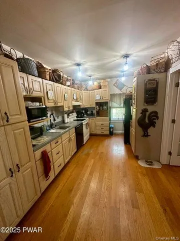 $599,000 | 355-359 German Hill Road, Shohola, PA 18458