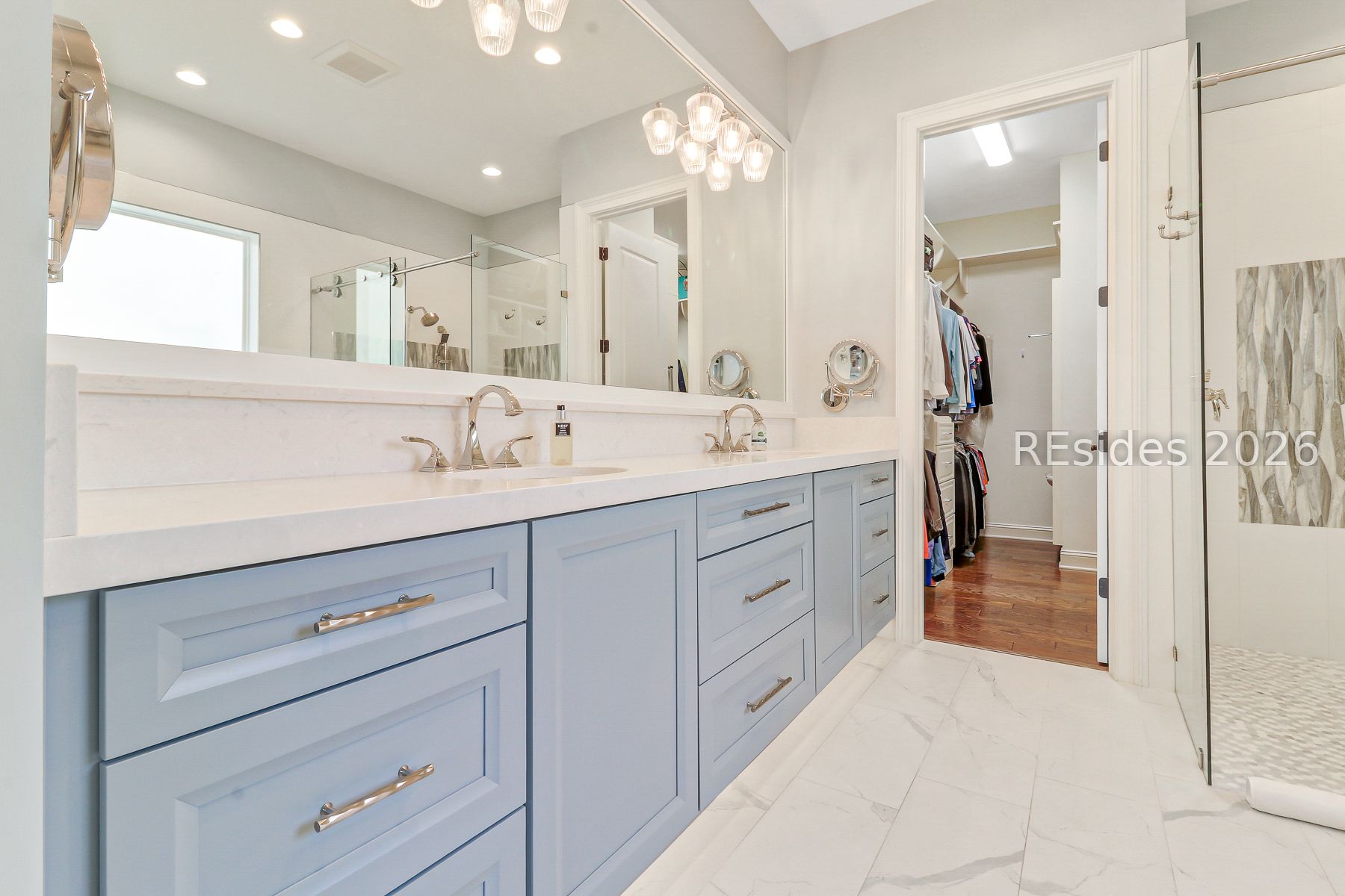 14 Myrtle Bank Road Hilton Head Island, SC 29926 - Photo 18 of 60 Primary Bath