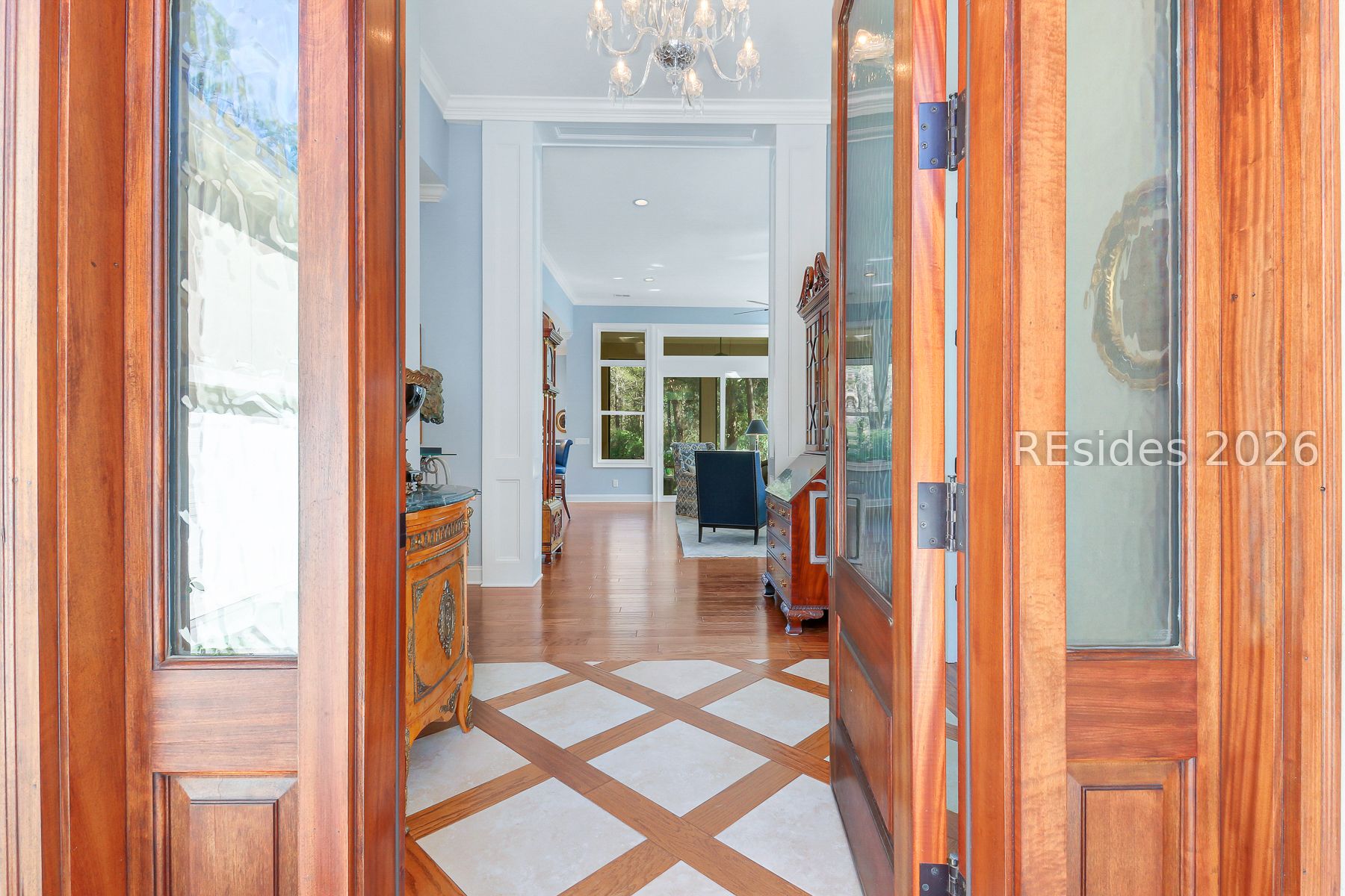 14 Myrtle Bank Road Hilton Head Island, SC 29926 - Photo 6 of 60 Welcome Home