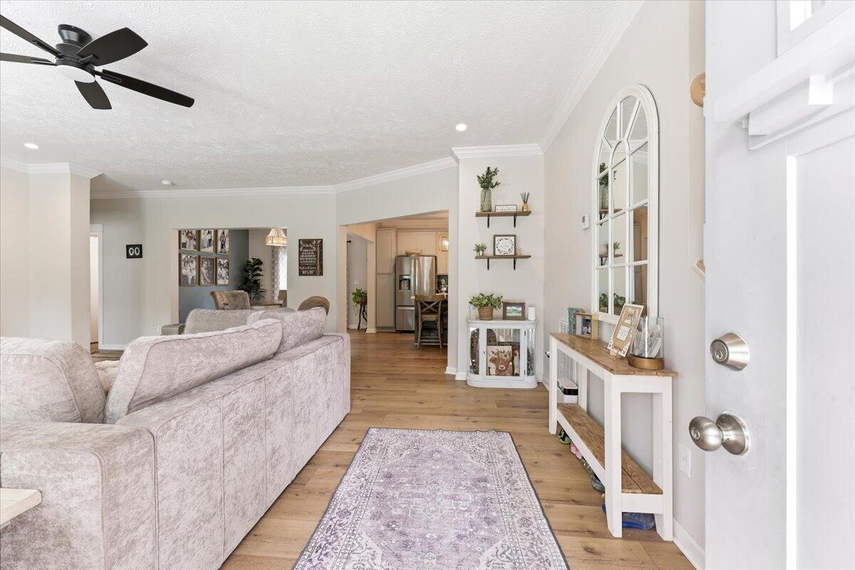 3912 Chisolm Road Johns Island, SC 29455 - Photo 9 of 26 23-3912_021
