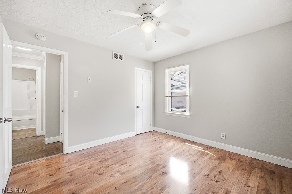 2326 Greenvale Road Cleveland, OH 44121 - Photo 18 of 22 Gallery Image 18