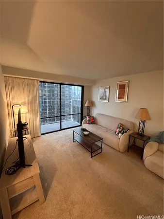 $3,500 | 225 Queen Street, Unit 16A, Honolulu, HI 96813