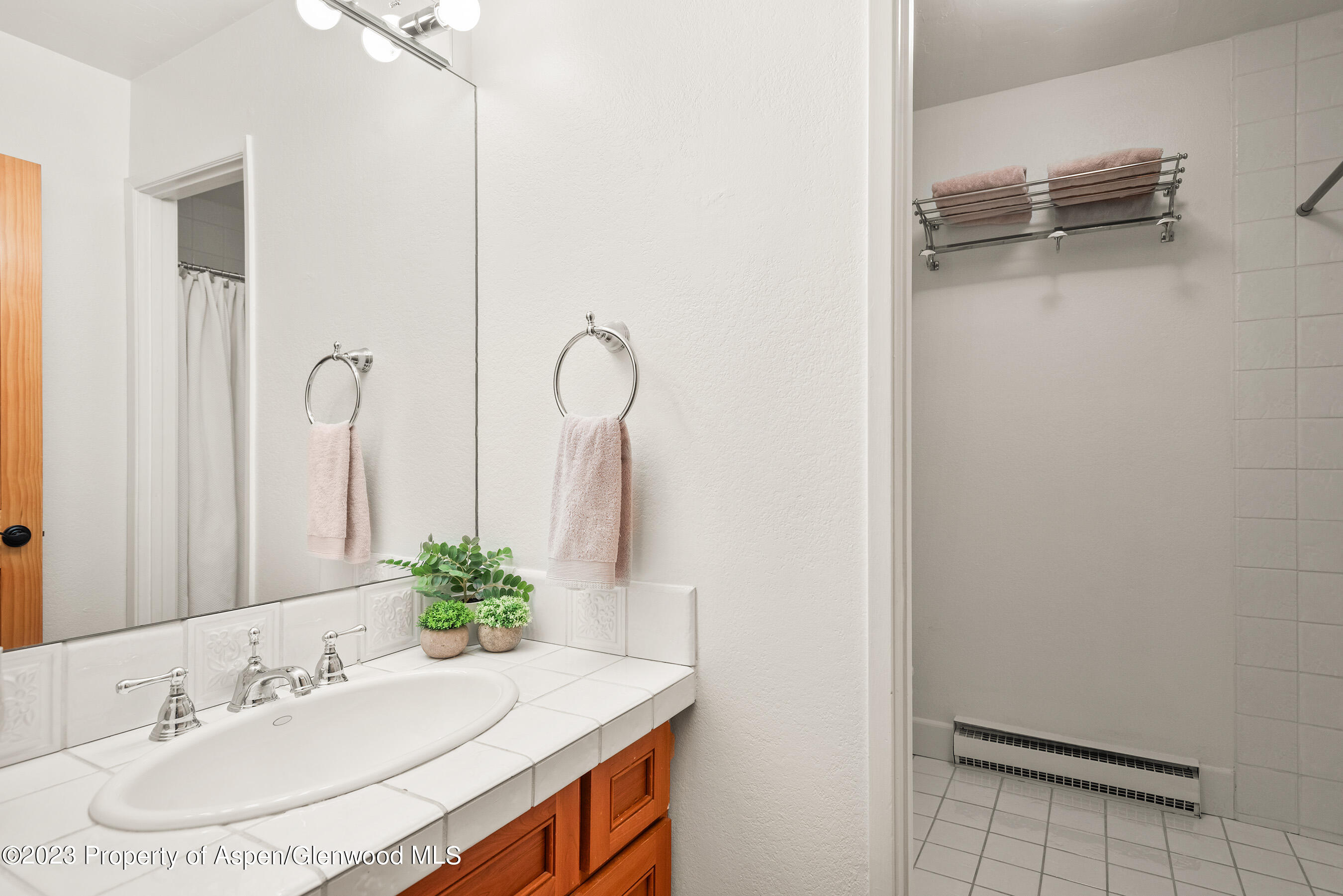 383 Meadow Ranch Road, Unit F4C Snowmass Village, CO 81615 - Photo 7 of 13 MeadowRanch383_DASH_23120412