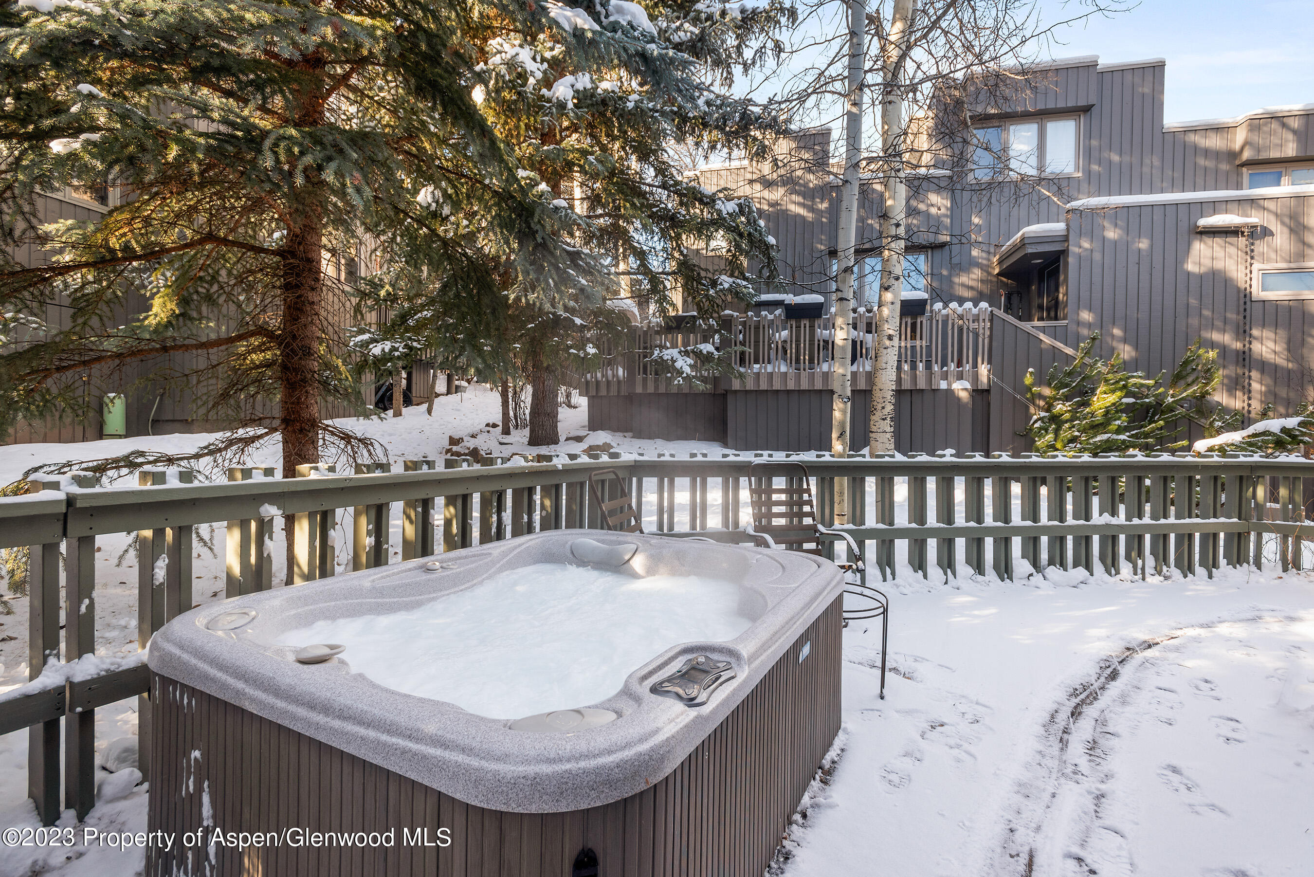 383 Meadow Ranch Road, Unit F4C Snowmass Village, CO 81615 - Photo 9 of 13 MeadowRanch383_DASH_23120402