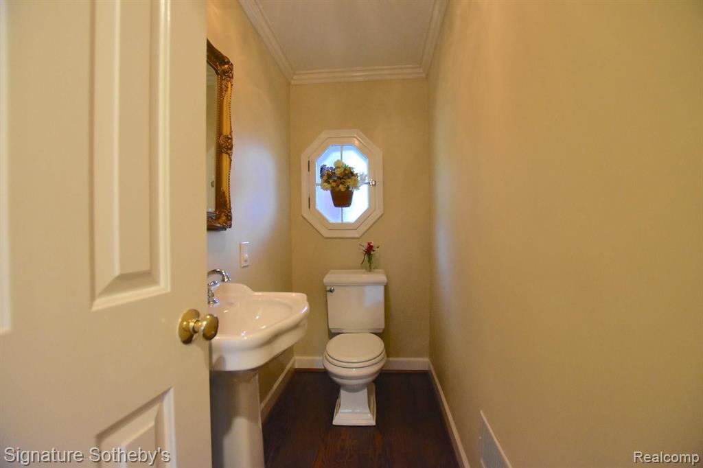 275 Hamilton Road Bloomfield Hills, MI 48301 - Photo 19 of 47