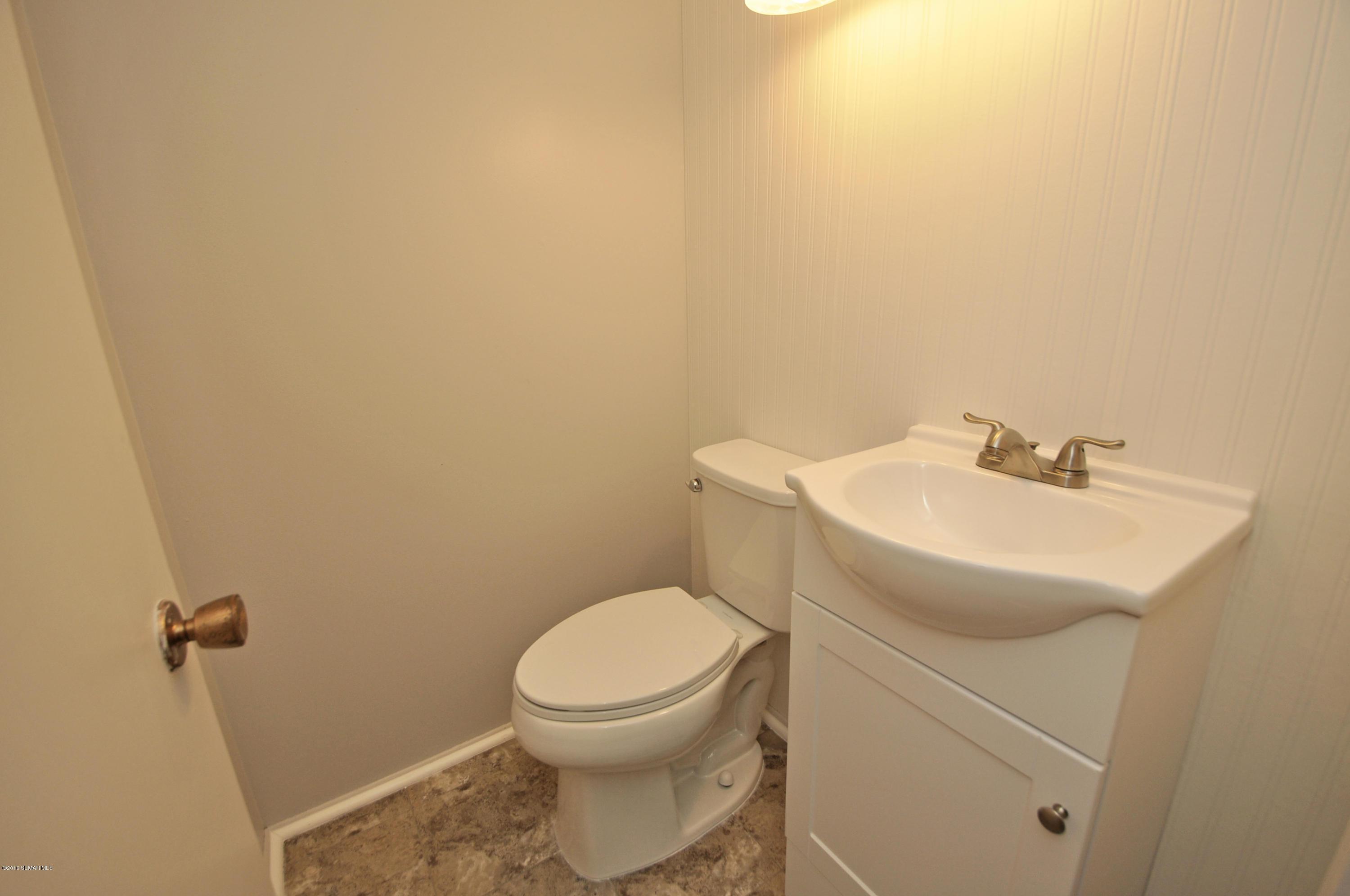 2117 13th Avenue Northwest Rochester, MN 55901 - Photo 16 of 22