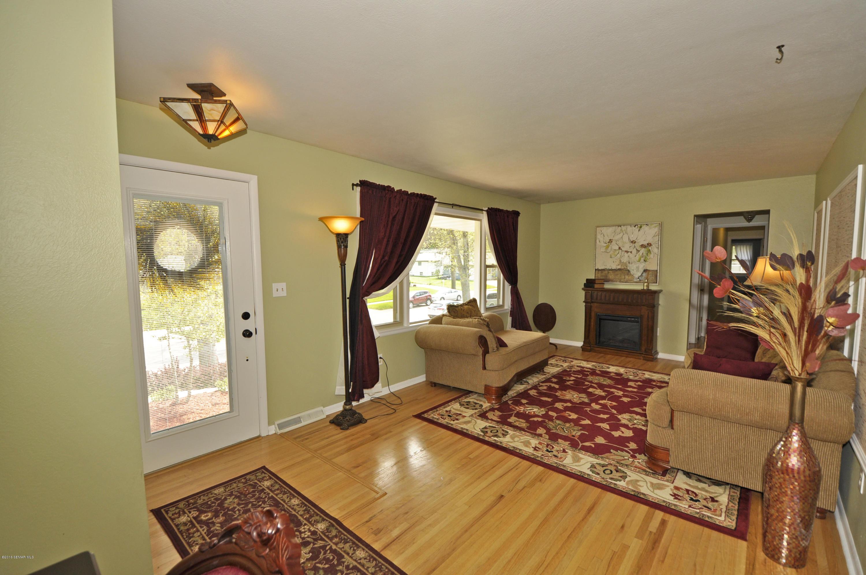 2117 13th Avenue Northwest Rochester, MN 55901 - Photo 3 of 22