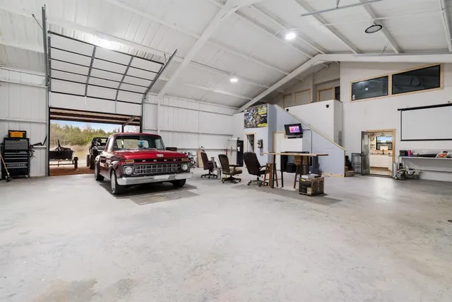 $635,000 | 445 County Road 24200, Roxton, TX 75477