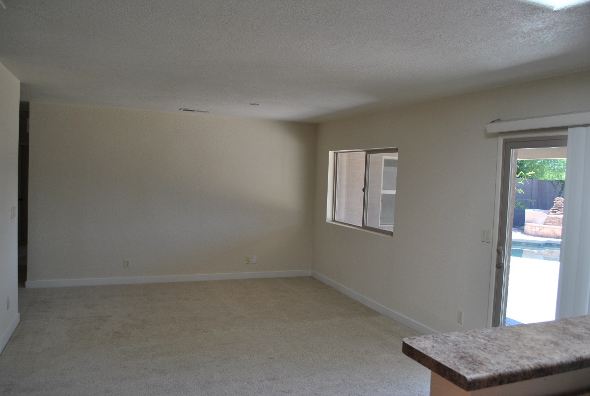 3945 East Wethersfield Road Phoenix, AZ 85032 - Photo 3 of 14 3