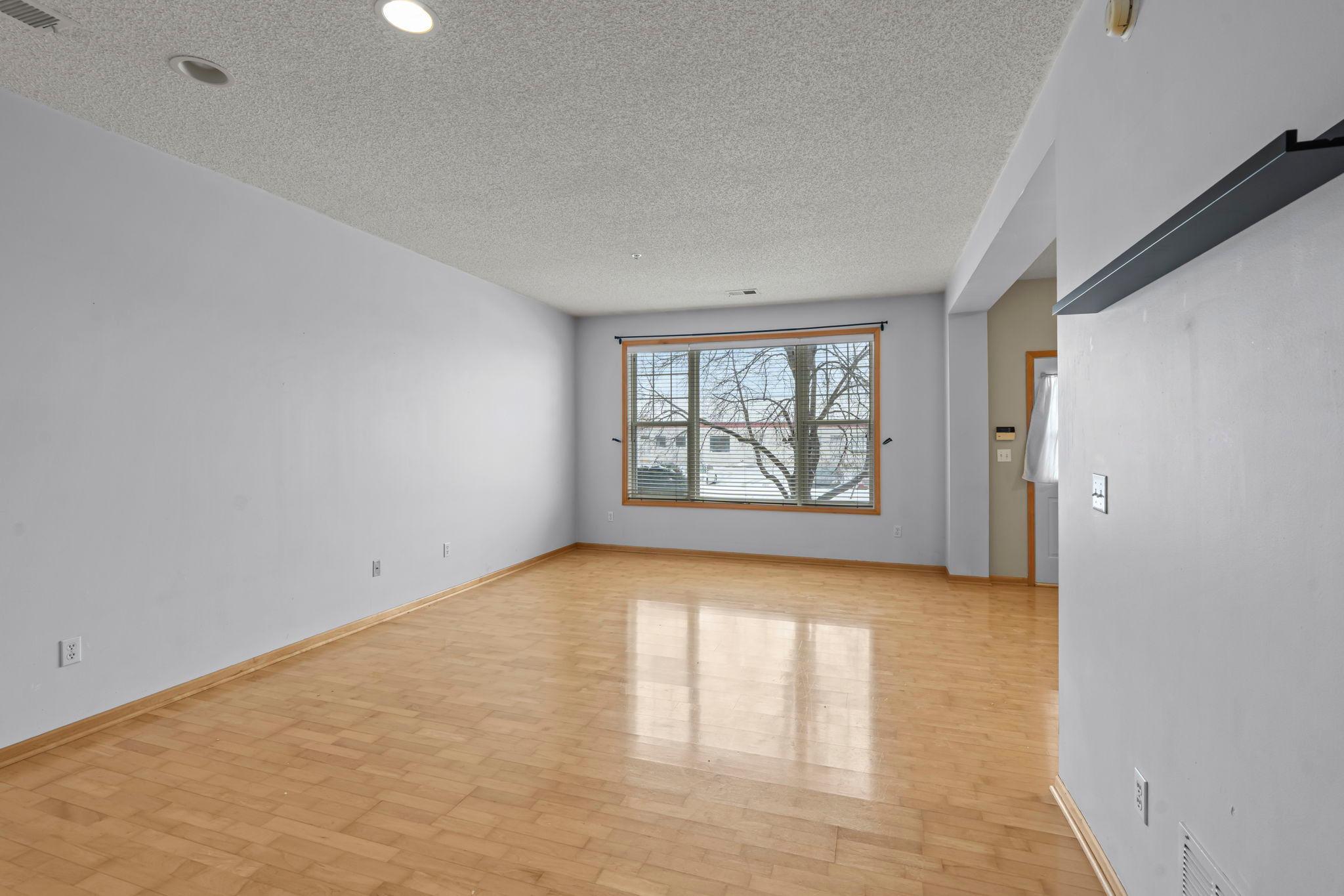 8014 Golden Valley Road Golden Valley, MN 55427 - Photo 17 of 35