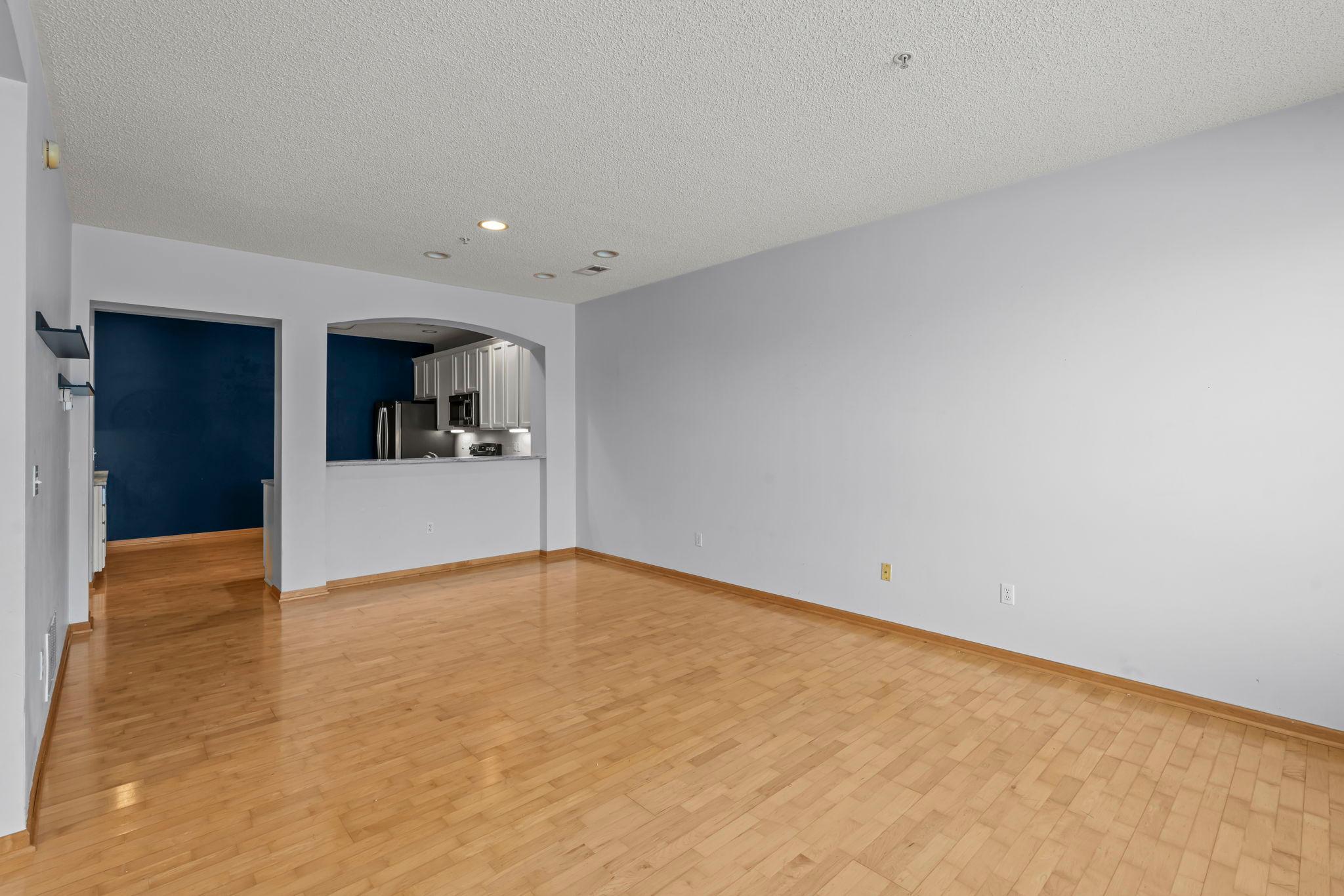 8014 Golden Valley Road Golden Valley, MN 55427 - Photo 18 of 35