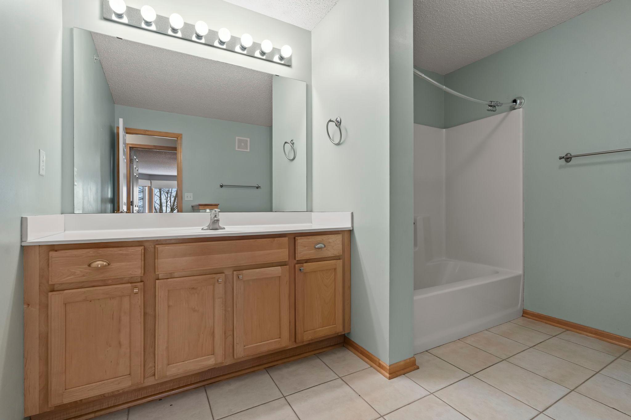 8014 Golden Valley Road Golden Valley, MN 55427 - Photo 27 of 35