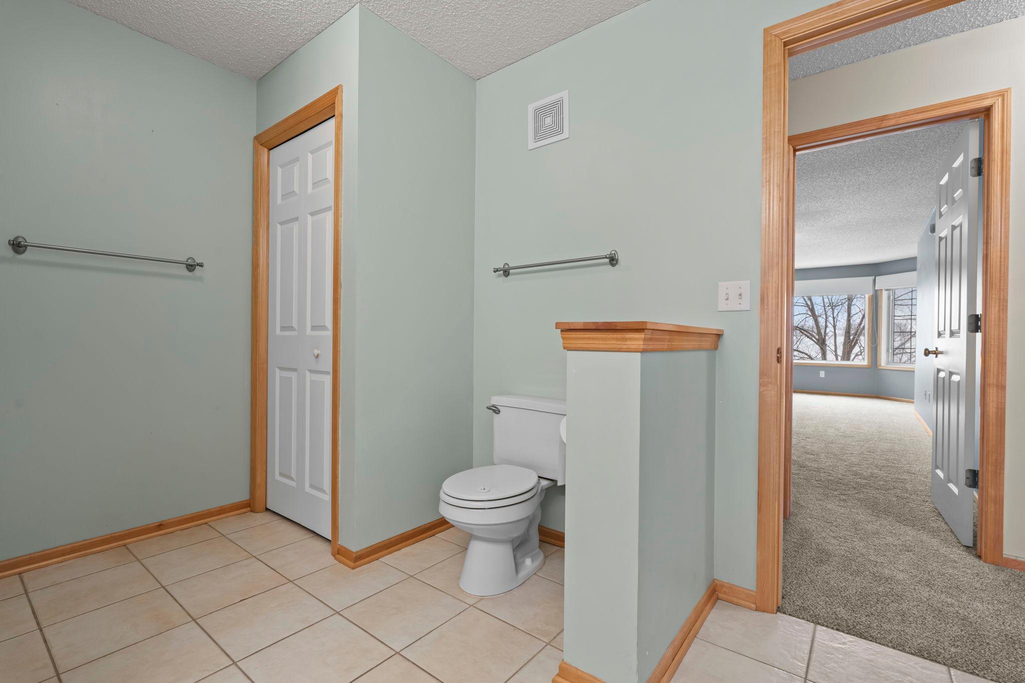 8014 Golden Valley Road Golden Valley, MN 55427 - Photo 28 of 35