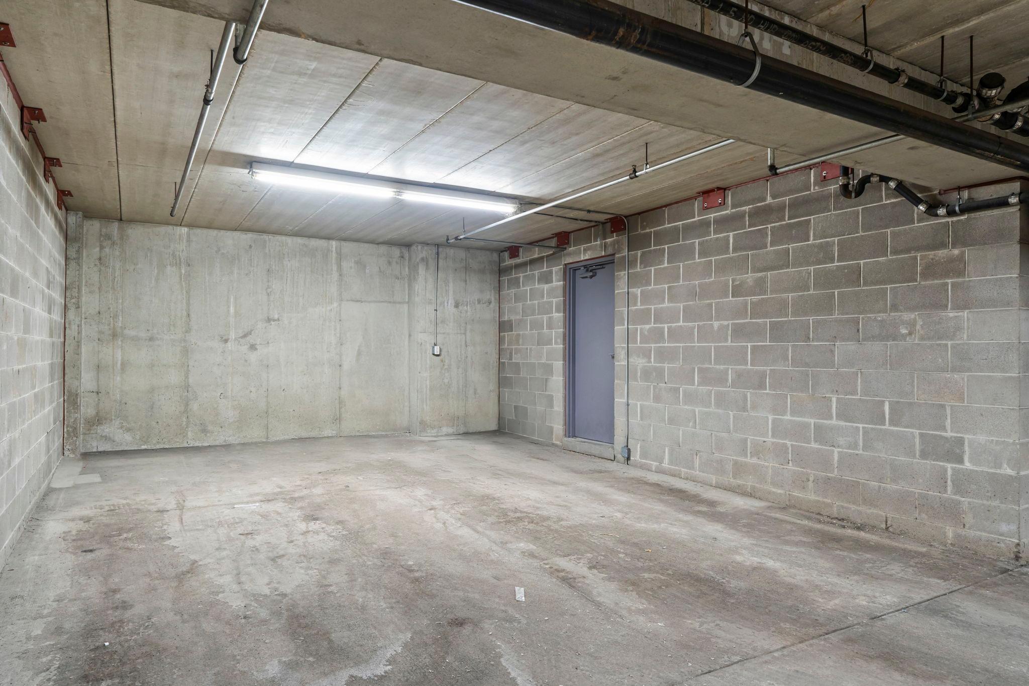 8014 Golden Valley Road Golden Valley, MN 55427 - Photo 32 of 35