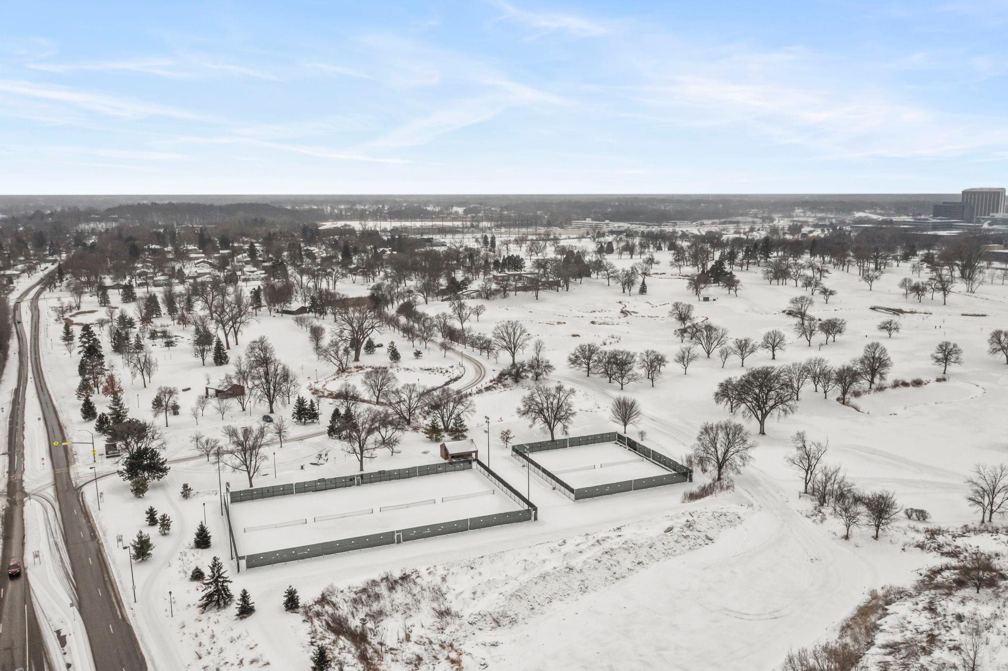 8014 Golden Valley Road Golden Valley, MN 55427 - Photo 34 of 35