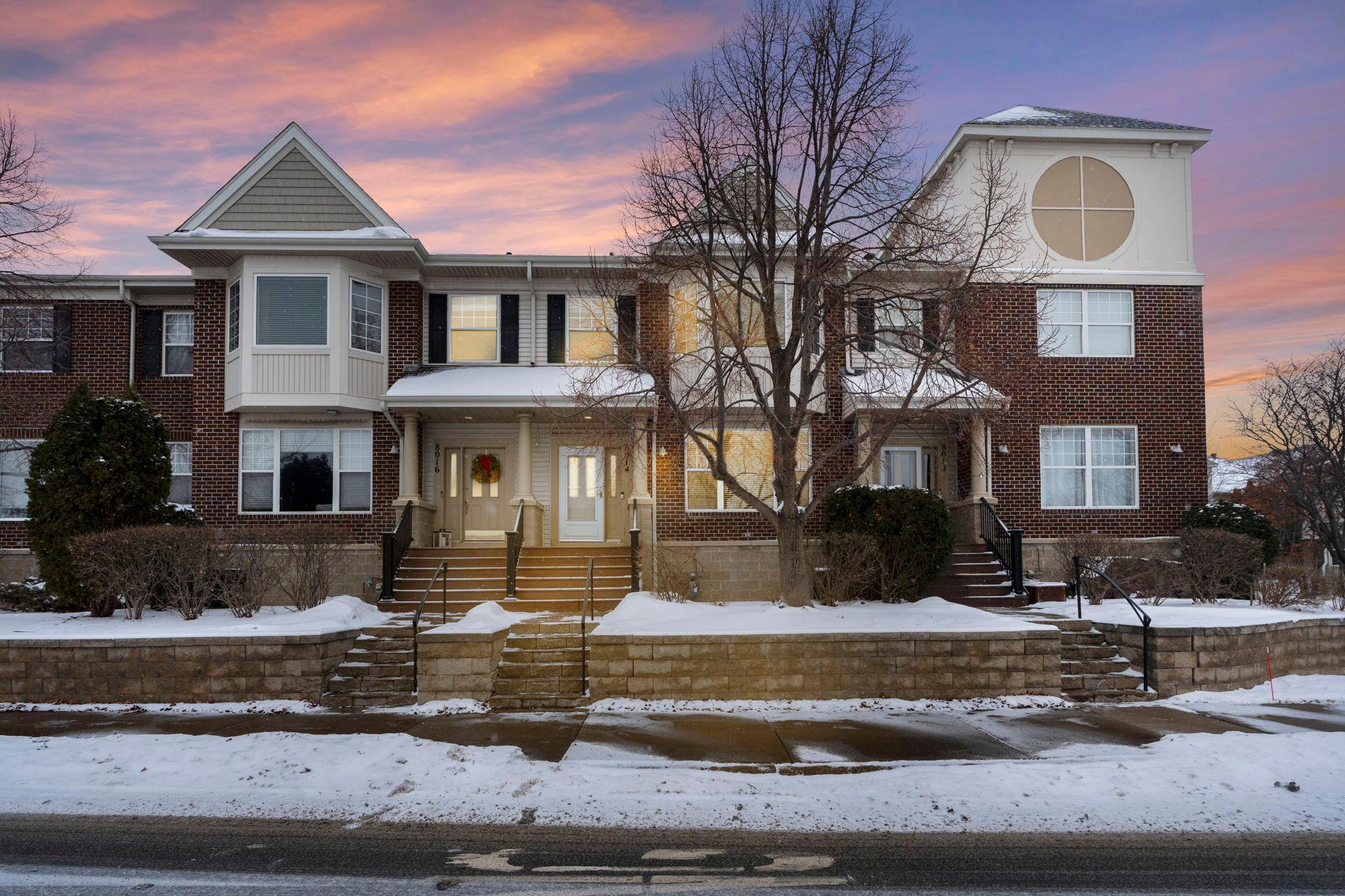8014 Golden Valley Road Golden Valley, MN 55427 - Photo 9 of 35