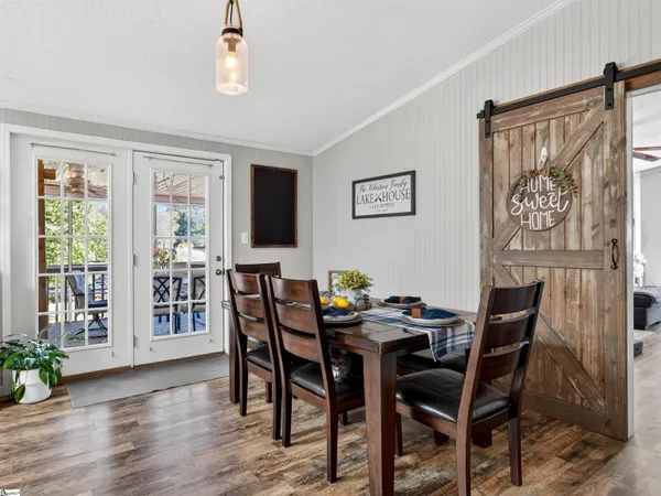 $539,750 | 107 Lakeview Drive, Inman, SC 29349