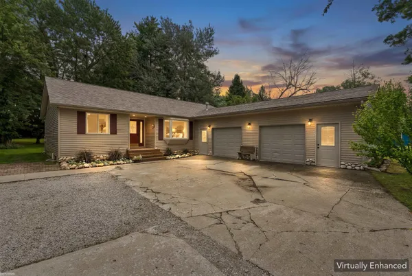 $275,000 | 1902 Maple Road, Smiths Creek, MI 48074