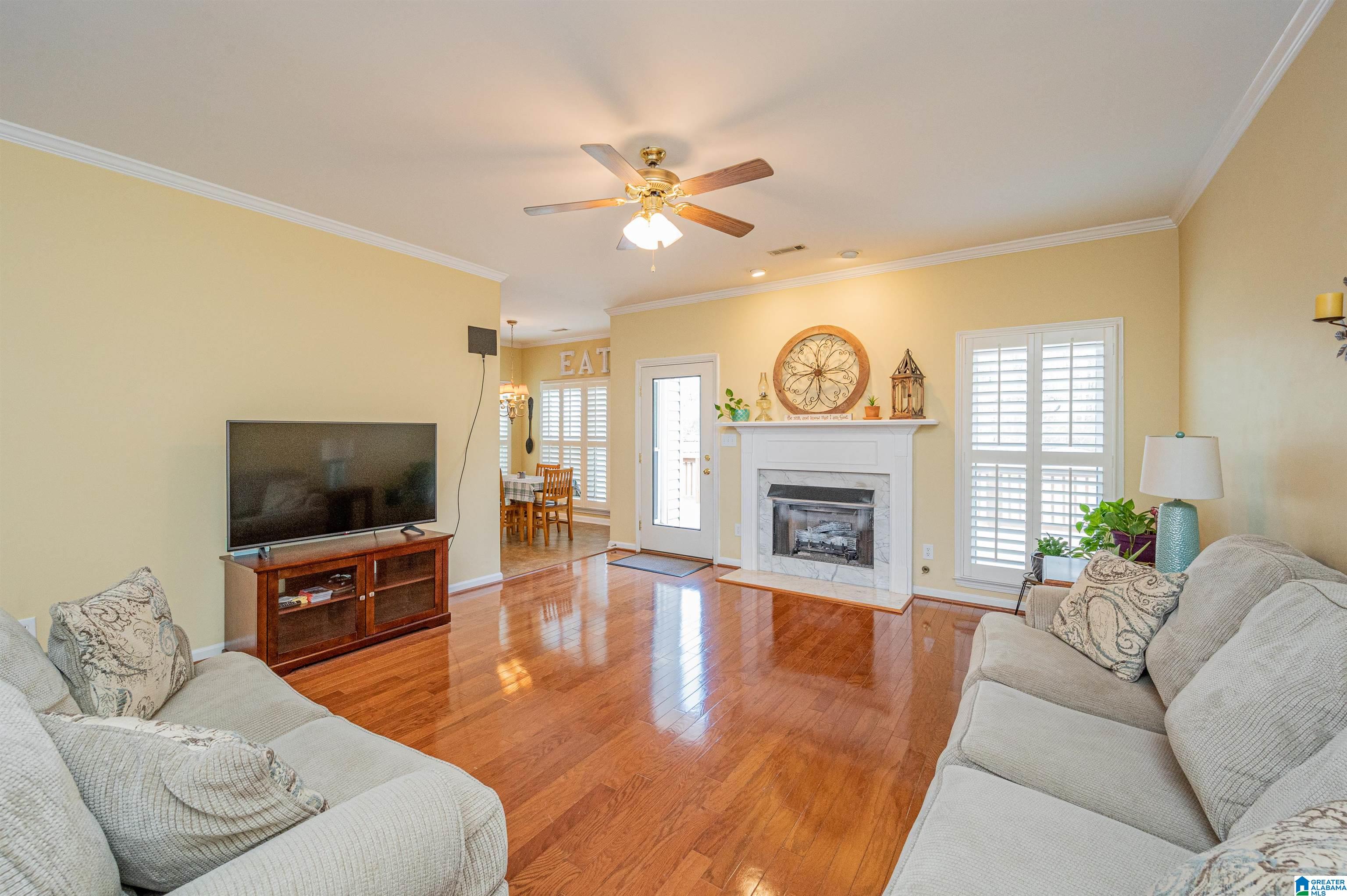 308 Wynlake Circle Alabaster, AL 35007 - Photo 8 of 44