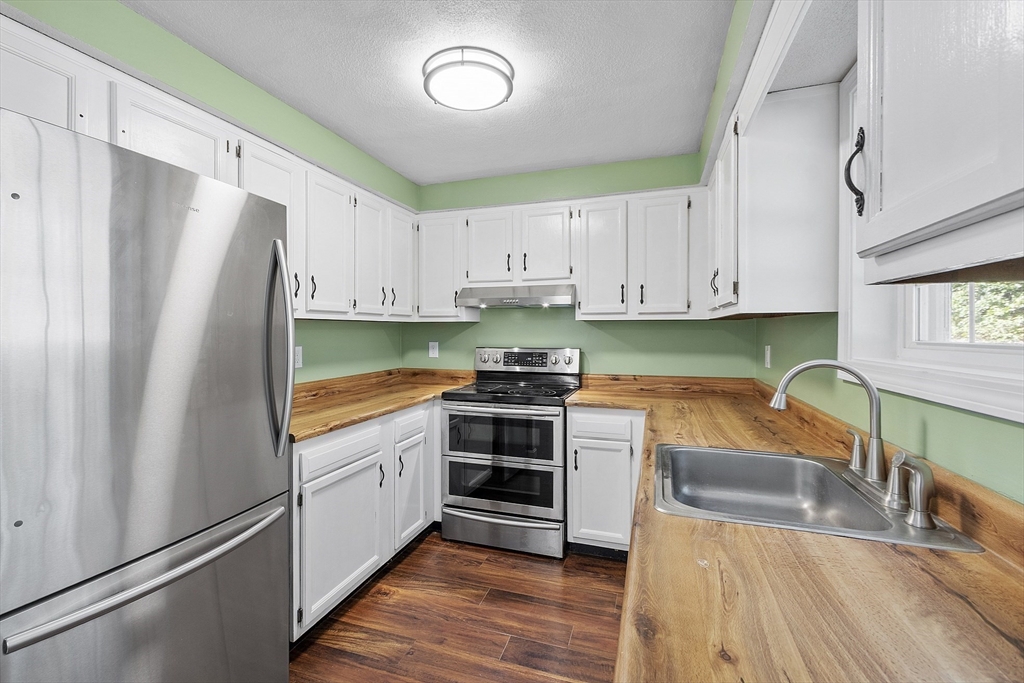 34 Lowell Road, Unit 13 Pepperell, MA 01463 - Photo 14 of 39