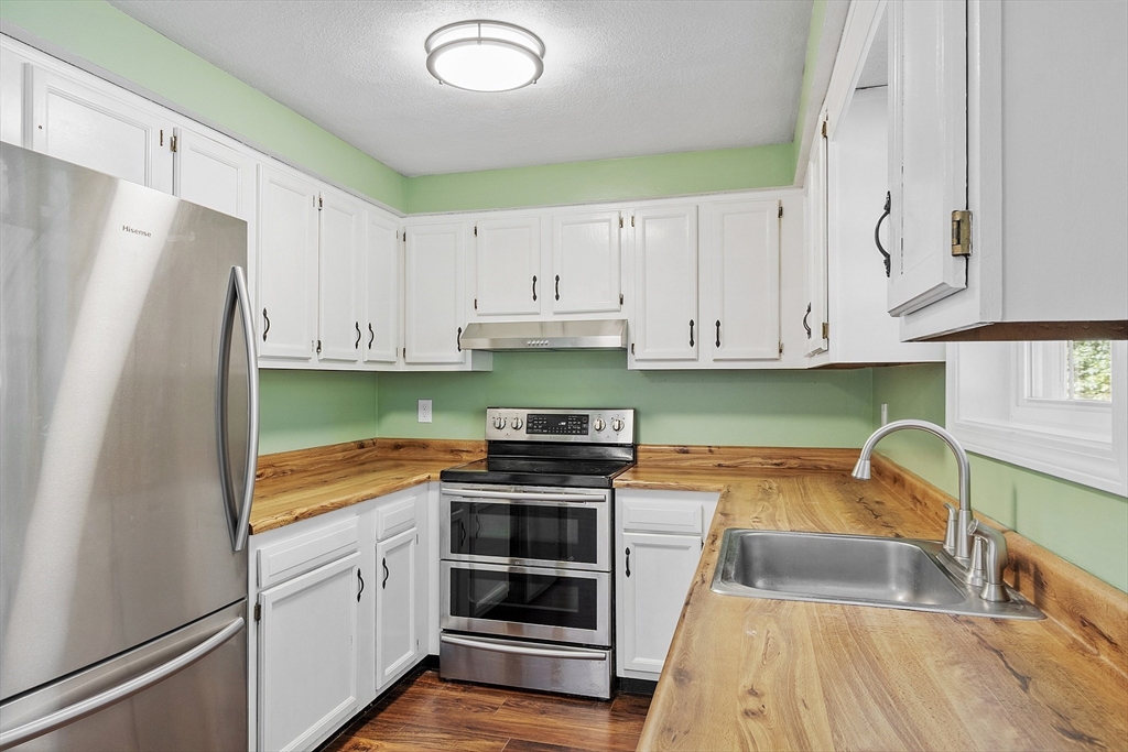 34 Lowell Road, Unit 13 Pepperell, MA 01463 - Photo 16 of 39